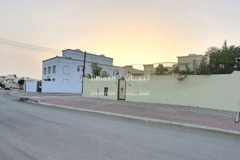 3 bedrooms Villa in As Sib, Oman No. 53384 3