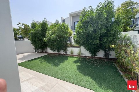 Townhouse de 3 dormitorios en Dubai, UAE No. 164358 4