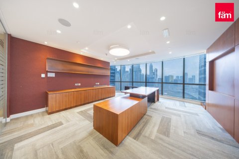 505.4m² Office in Dubai, UAE No. 147605