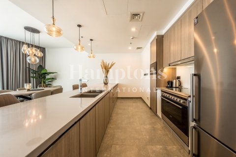 Квартира с 2 спальнями в The Address Dubai Marina, ОАЭ №186883