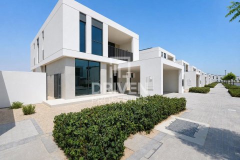 4 غرف نوم فيلا في EMAAR South, الإمارات العربية المتحدة رقم 209874