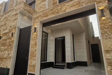 Villa de 5 dormitorios en Riyadh, Saudi Arabia No. 62559