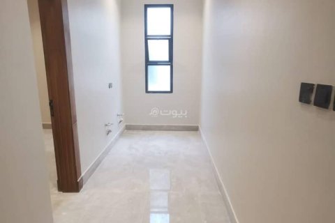 Villa de 5 chambres à Riyadh, Saudi Arabia No. 62559 16