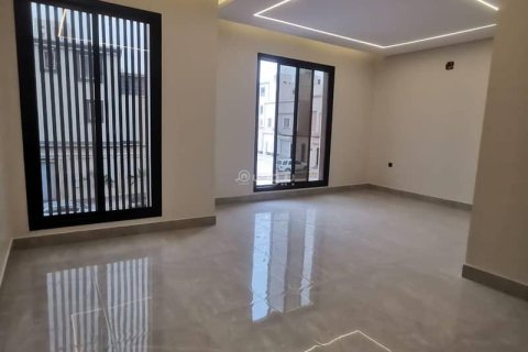 Villa de 5 chambres à Riyadh, Saudi Arabia No. 62559 10