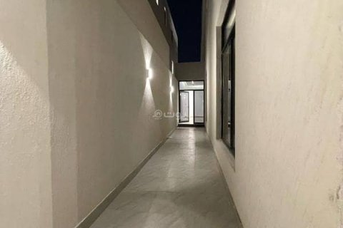 Квартира с 3 спальнями в Эр-Рияд, Саудовская Аравия №62557 4