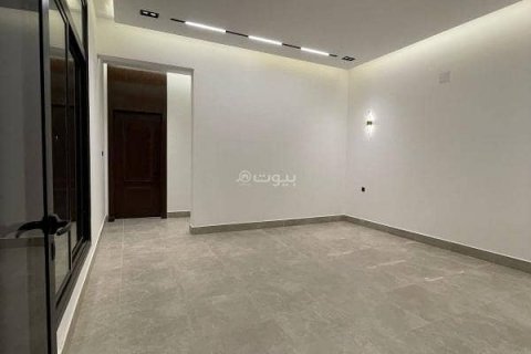 Квартира с 3 спальнями в Эр-Рияд, Саудовская Аравия №62557 5