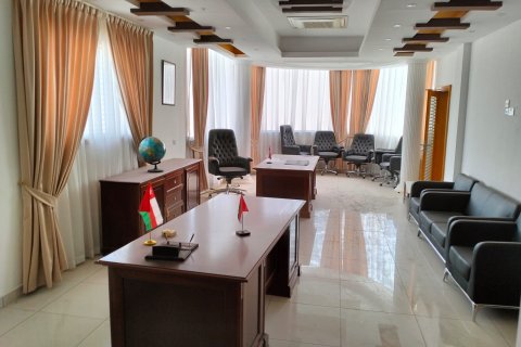 Commercial property de 20 chambres à Muscat, Oman No. 54578 6