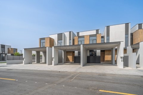 Villa de 3 dormitorios en Mudon, UAE No. 167285