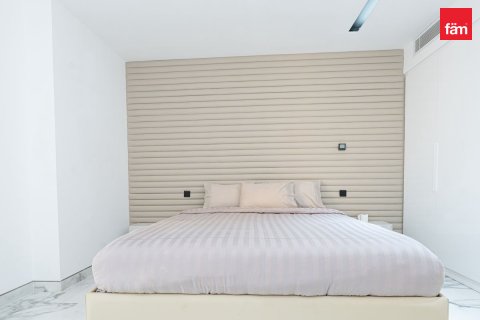 3 bedrooms Apartment in Dubai, UAE No. 120400 10