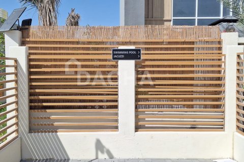 Townhouse de 3 dormitorios en Dubai Land, UAE No. 198477 6