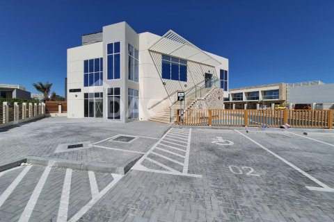 Townhouse de 3 dormitorios en Dubai Land, UAE No. 198477 7