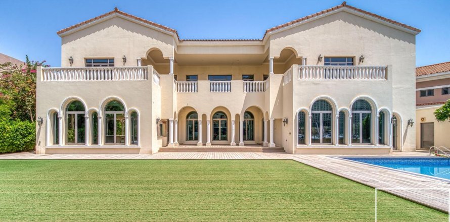 6 bedrooms Villa in Signature Villas, UAE No. 193918