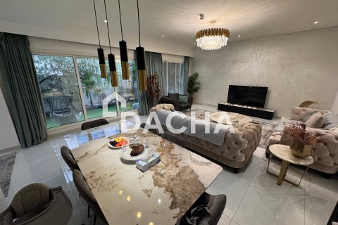 Townhouse de 3 dormitorios en Jumeirah Village Triangle, UAE No. 165675 5