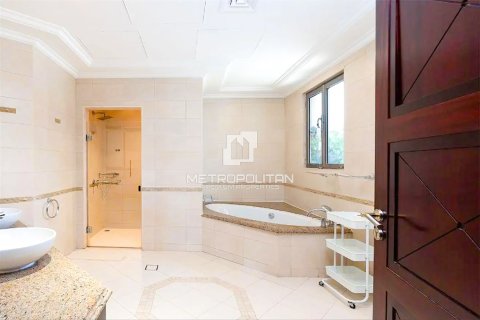 Villa de 4 chambres à Garden Homes, UAE No. 128341 27