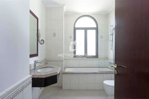 Villa de 4 chambres à Garden Homes, UAE No. 128341 30