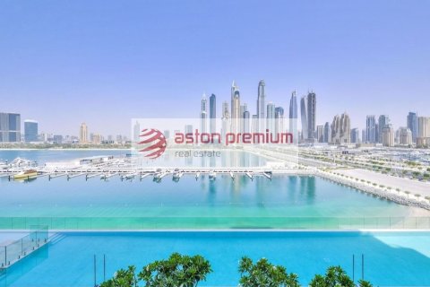 Квартира с 2 спальнями в EMAAR Beachfront, ОАЭ №198965 8