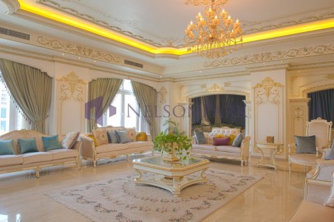 4 bedrooms Penthouse in Doha, Qatar No. 56958 6