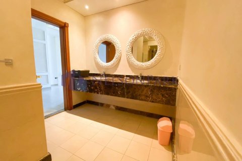 4 bedrooms Penthouse in Doha, Qatar No. 56958 29