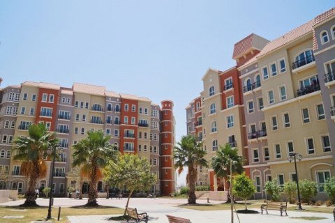 Bâtiment de 4830.96m² à Discovery Gardens, UAE No. 187886