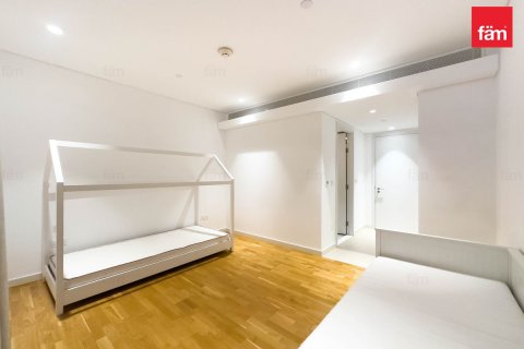 3 bedrooms Apartment in Dubai, UAE No. 187815 16