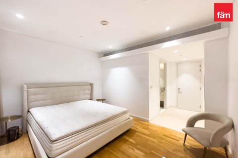 3 bedrooms Apartment in Dubai, UAE No. 187815 13