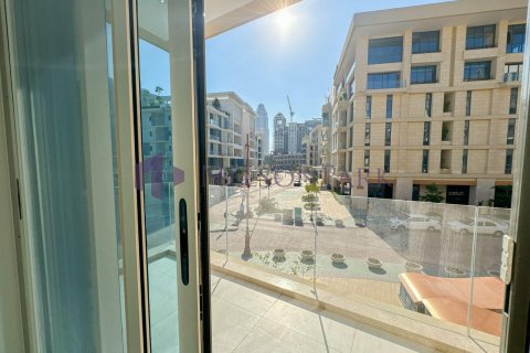 4 bedrooms Duplex in Doha, Qatar No. 57154 3