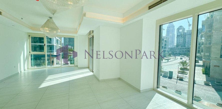 4 bedrooms Duplex in Doha, Qatar No. 57154