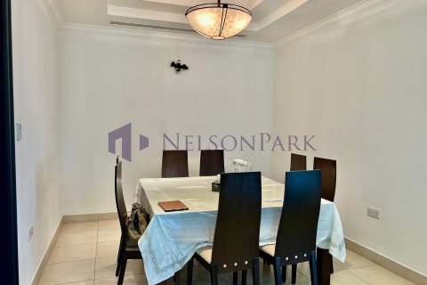 Apartment de 3 dormitorios en Doha, Qatar No. 57129 6