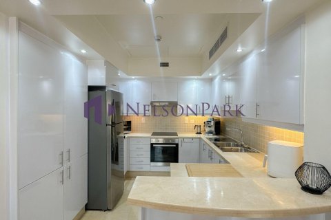 1 bedroom Apartment in Doha, Qatar No. 57156 9