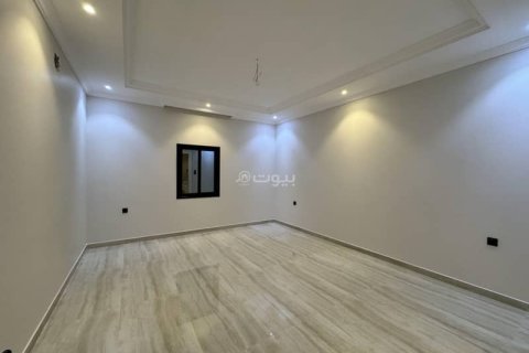4 bedrooms Villa in Khobar, Saudi Arabia No. 60117 20