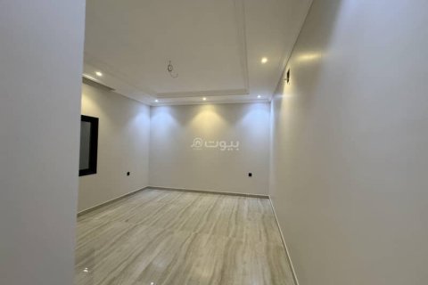 4 bedrooms Villa in Khobar, Saudi Arabia No. 60117 14