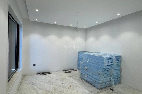 Villa de 6 dormitorios en Khobar, Saudi Arabia No. 60120 4
