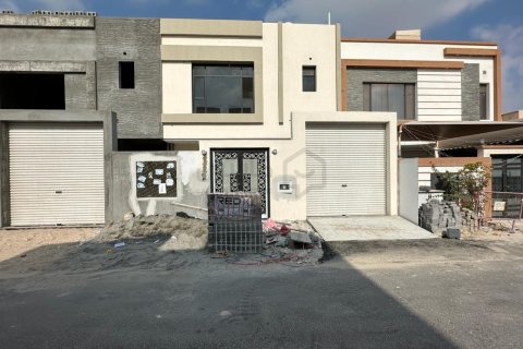 Villa de 4 chambres à Sadad, Bahrain No. 58979