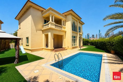 4 bedrooms Villa in Jumeirah Islands, UAE No. 163713