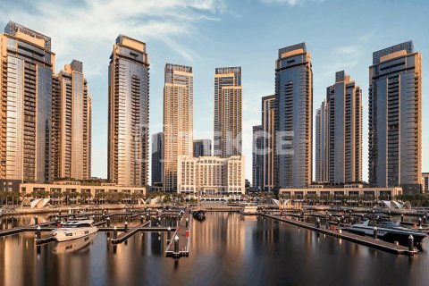 Apartment de 3 dormitorios en Dubai, UAE No. 210791