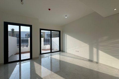 2 غرف نوم تاون هاوس في رأس الخيمة, الإمارات العربية المتحدة رقم 184145