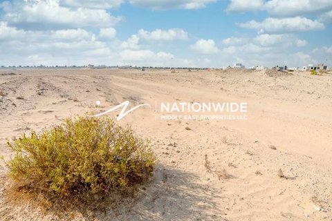 510m² Land in Abu Dhabi, UAE No. 127679