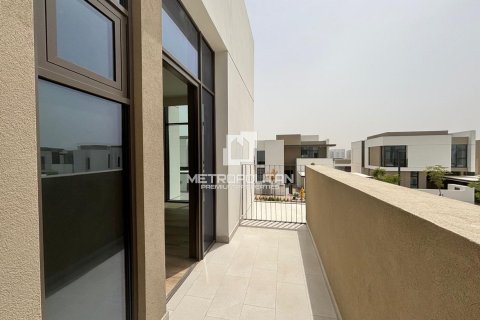 4 bedrooms Villa in Al Furjan, UAE No. 129695 18