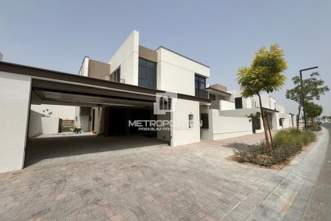 4 bedrooms Villa in Al Furjan, UAE No. 129695 24