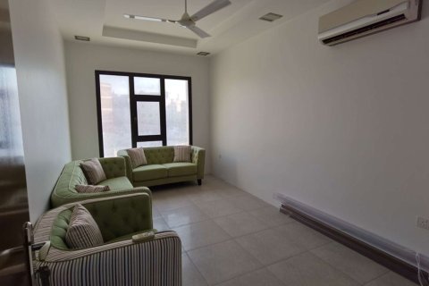 Villa de 4 dormitorios en Muharraq, Bahrain No. 59798 4