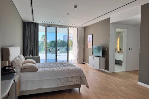 2 bedrooms Apartment in Dubai, UAE No. 143250 13
