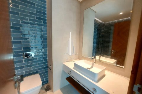 Appartement de 2 chambres à Tourist Club Area, UAE No. 34768 12