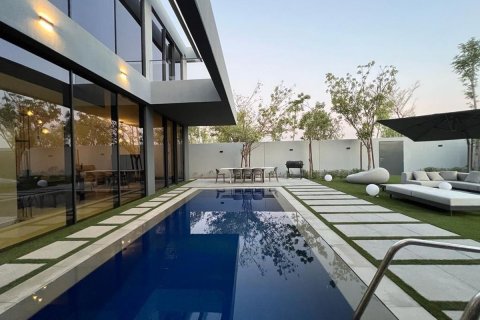 5 bedrooms Commercial property in Tilal City, UAE No. 131054 18