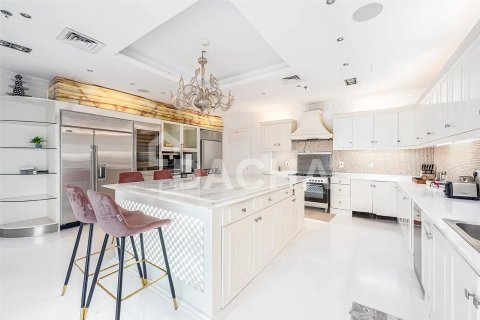 Penthouse de 5 dormitorios en Emirates Crown, UAE No. 164767 4