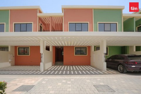 4 bedrooms Townhouse in Dubai, UAE No. 186526