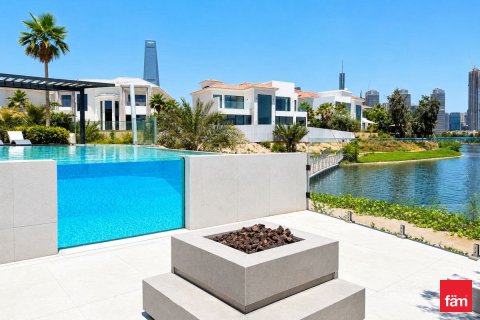 5 bedrooms Villa in Jumeirah Islands, UAE No. 163728