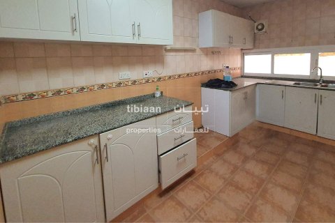 4 bedrooms Villa in As Sib, Oman No. 53959 5