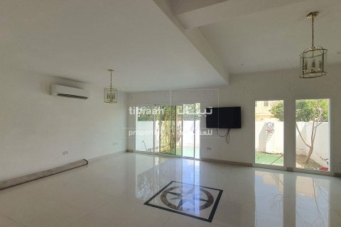 4 bedrooms Villa in As Sib, Oman No. 53959 9