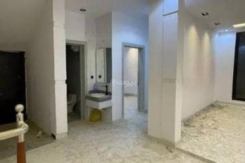 Villa de 4 chambres à Riyadh, Saudi Arabia No. 98743 5