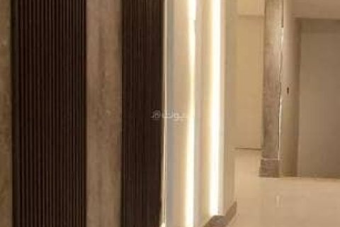 3 bedrooms Apartment in Riyadh, Saudi Arabia No. 98737